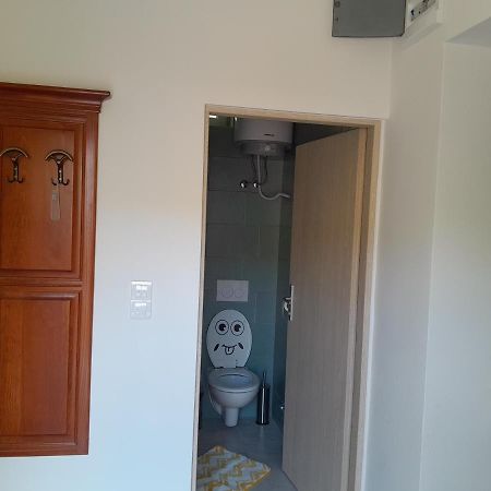 Apartmani Studio Apartmani Senjska Maslina Senj  Ngoại thất bức ảnh