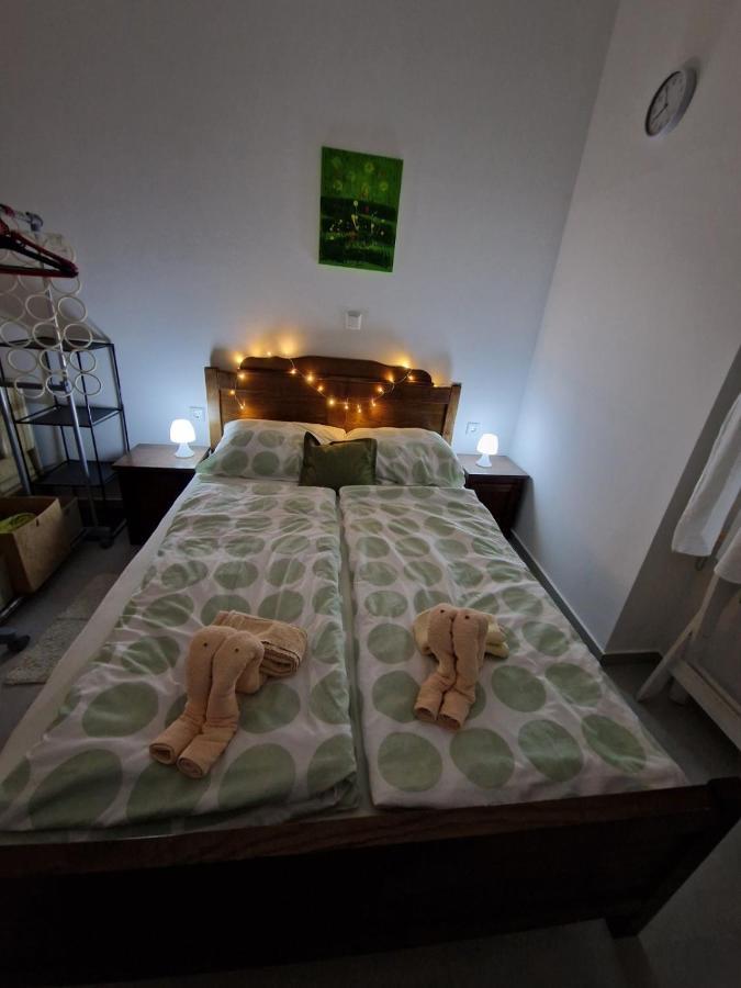 Apartmani Studio Apartmani Senjska Maslina Senj  Ngoại thất bức ảnh
