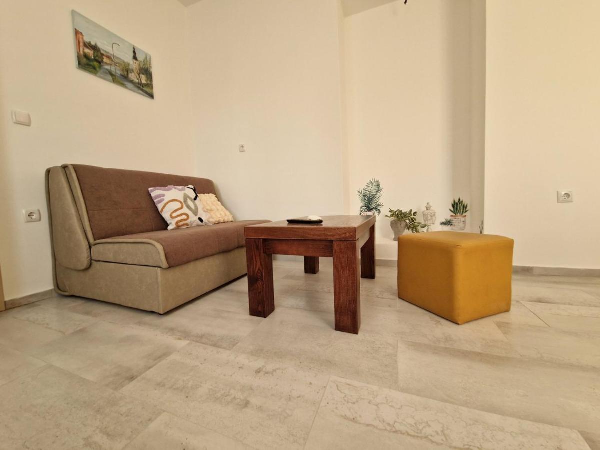Apartmani Studio Apartmani Senjska Maslina Senj  Ngoại thất bức ảnh